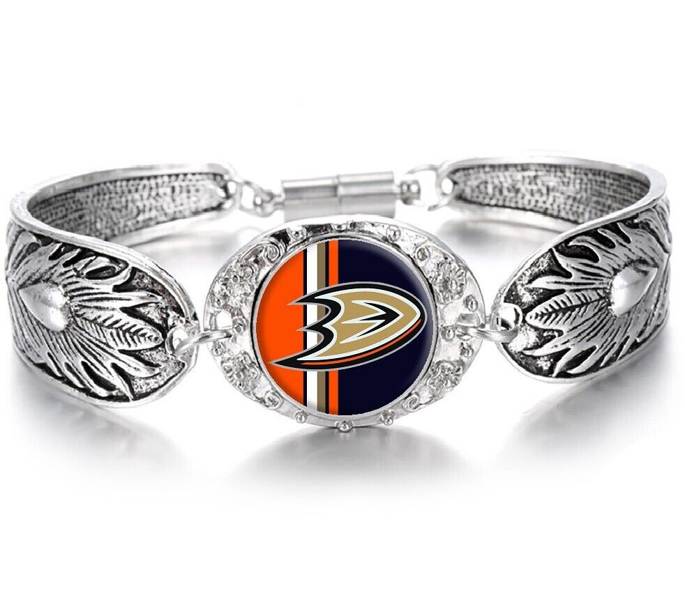 Special Anaheim Ducks Hockey Fan Womens Tibetian Silver Bracelet Jewelry Gift D3