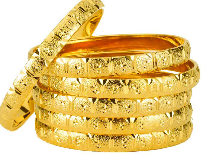 18k Yellow Gold Womens Opulent Italian Cut Opening Bracelet Bangle D415-3