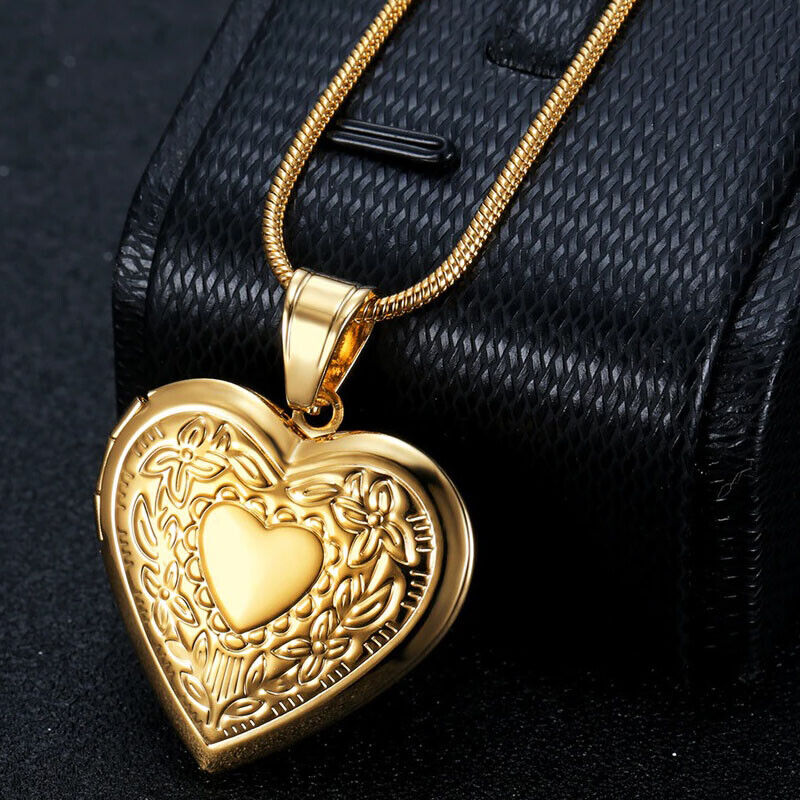 18k Yellow Gold Women's 18" Snake Necklace And Photo Locket Pendant D869S