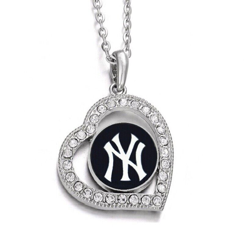New York Yankees Womens Sterling Silver Infinity Heart Necklace With Pendant D19