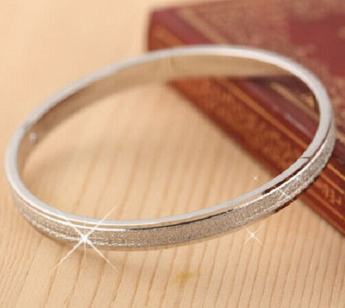 2 PcSet 18K White Gold Small Elegant 7" Bangles Bracelets w Gift Pkg D635