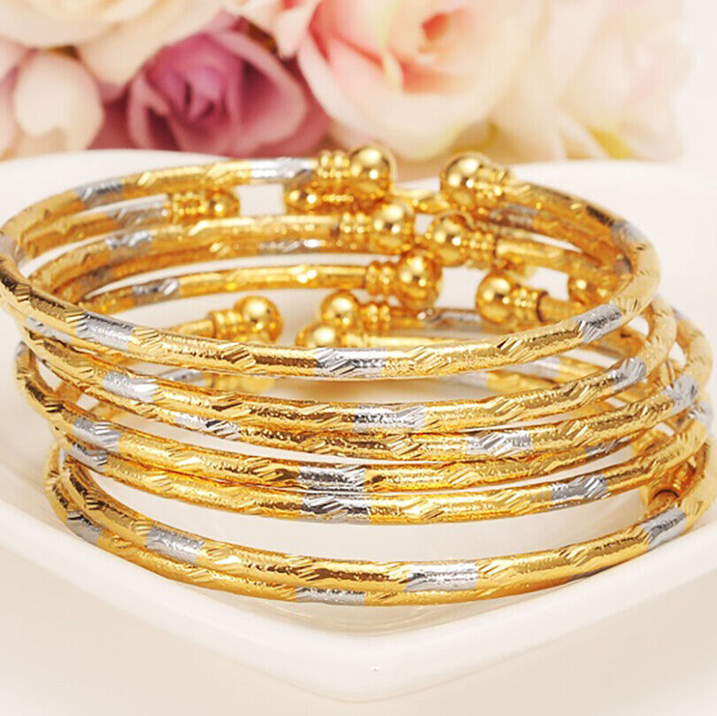 18k Yellow Gold Womens Small 7" to 8" Adjustable Bracelet Cuff Bangle D711