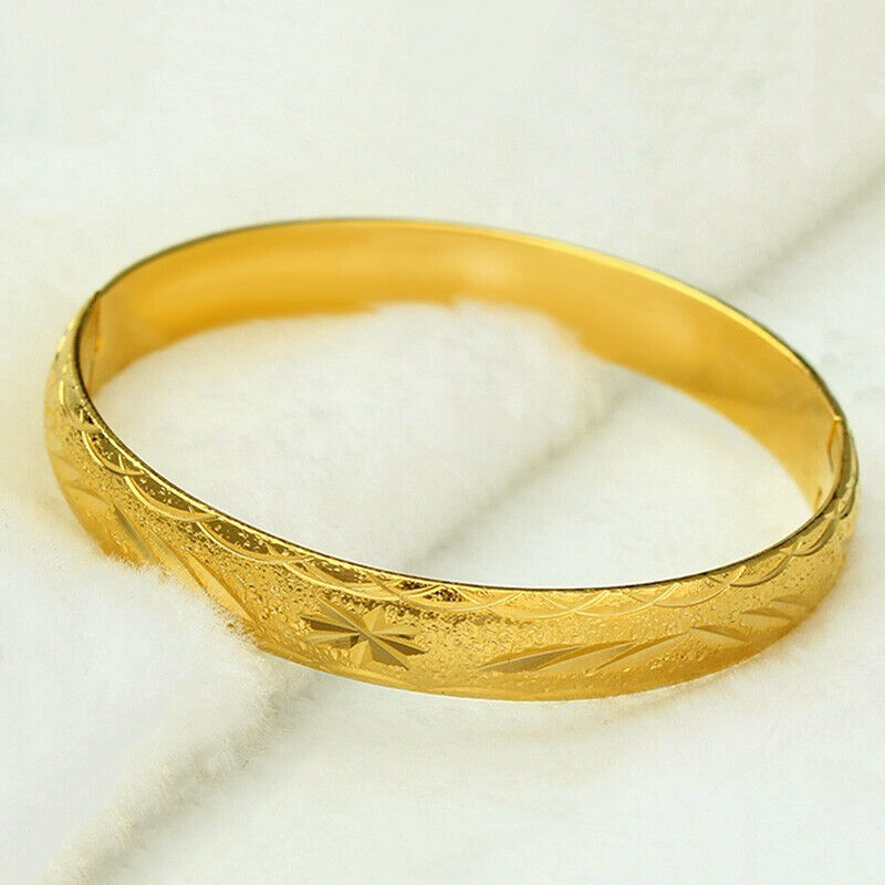 24k Yellow Gold 8mm Wide Italian Cut Opening Women's 7-1/2" Bangle Bracelet